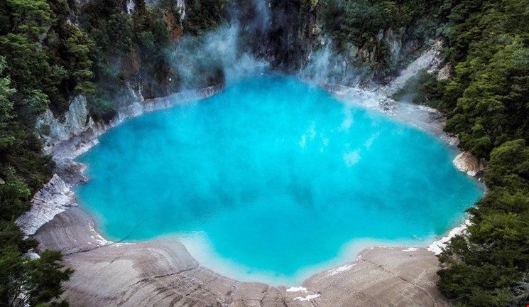Five ways to see the world – in Rotorua Five ways to see the world – in Rotorua